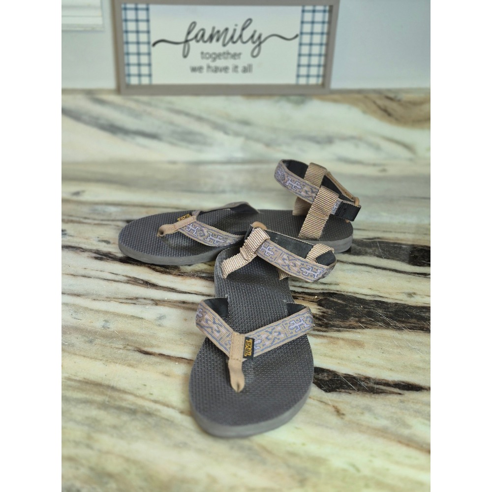 Teva Olowahu Strappy Sandals Brown Tan Geometric‎ Pattern 10 Gorpcore Hiking